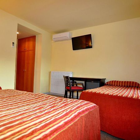 Hotel Solé La La Pobla de Segur Kültér fotó